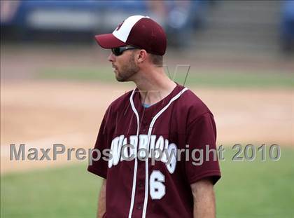 Thumbnail 2 in Tonawanda vs. Westhill (NYSPHSAA Class B Semifinal) photogallery.