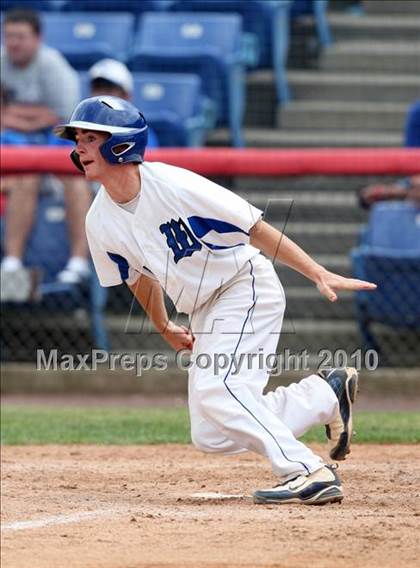 Thumbnail 2 in Tonawanda vs. Westhill (NYSPHSAA Class B Semifinal) photogallery.