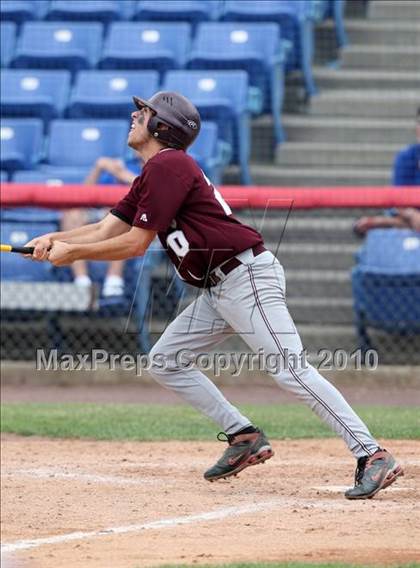 Thumbnail 2 in Tonawanda vs. Westhill (NYSPHSAA Class B Semifinal) photogallery.