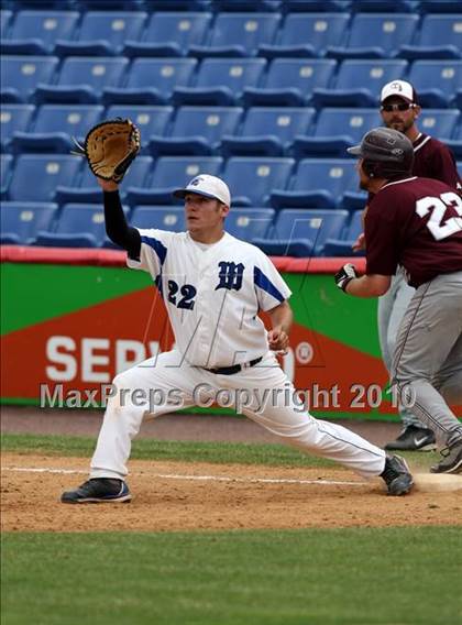 Thumbnail 3 in Tonawanda vs. Westhill (NYSPHSAA Class B Semifinal) photogallery.
