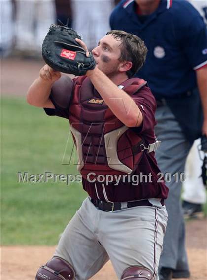Thumbnail 2 in Tonawanda vs. Westhill (NYSPHSAA Class B Semifinal) photogallery.