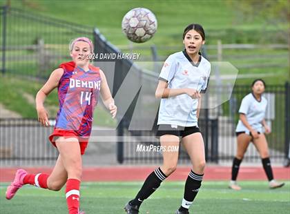 Thumbnail 3 in Bruce Randolf vs. Buena Vista (CHSAA 2A Round 1) photogallery.
