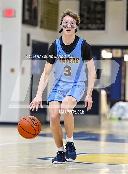 Thumbnail 1 in Shenandoah vs. Greater Latrobe (Raider Christmas Classic) photogallery.