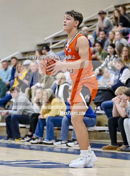 Thumbnail 1 in Shenandoah vs. Greater Latrobe (Raider Christmas Classic) photogallery.