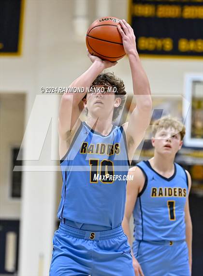 Thumbnail 1 in Shenandoah vs. Greater Latrobe (Raider Christmas Classic) photogallery.