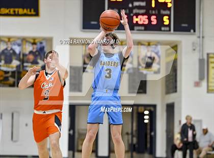Thumbnail 3 in Shenandoah vs. Greater Latrobe (Raider Christmas Classic) photogallery.