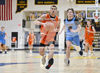 Thumbnail 1 in Shenandoah vs. Greater Latrobe (Raider Christmas Classic) photogallery.