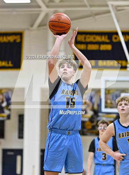 Thumbnail 2 in Shenandoah vs. Greater Latrobe (Raider Christmas Classic) photogallery.