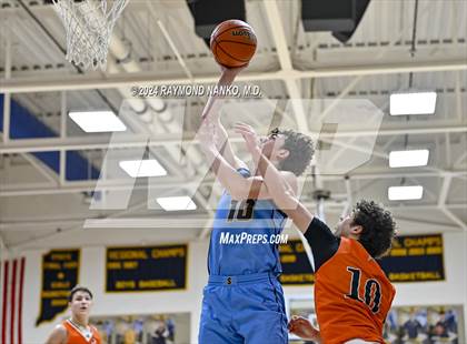 Thumbnail 1 in Shenandoah vs. Greater Latrobe (Raider Christmas Classic) photogallery.