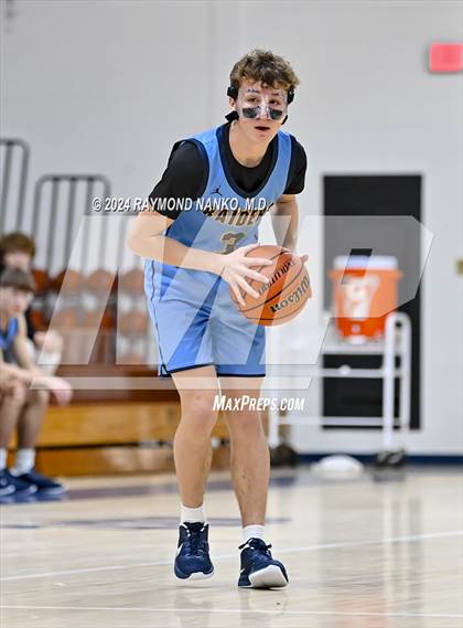 Thumbnail 1 in Shenandoah vs. Greater Latrobe (Raider Christmas Classic) photogallery.