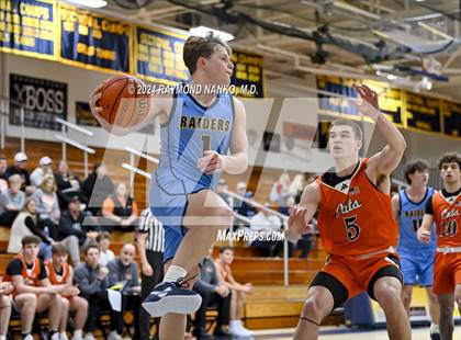 Thumbnail 3 in Shenandoah vs. Greater Latrobe (Raider Christmas Classic) photogallery.