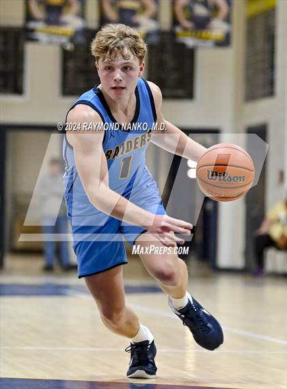 Thumbnail 3 in Shenandoah vs. Greater Latrobe (Raider Christmas Classic) photogallery.