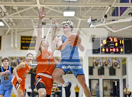 Thumbnail 1 in Shenandoah vs. Greater Latrobe (Raider Christmas Classic) photogallery.