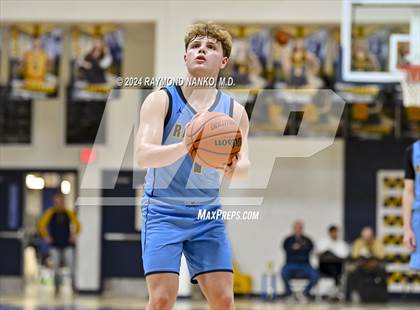 Thumbnail 3 in Shenandoah vs. Greater Latrobe (Raider Christmas Classic) photogallery.