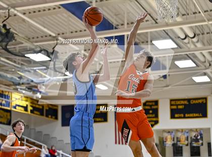 Thumbnail 2 in Shenandoah vs. Greater Latrobe (Raider Christmas Classic) photogallery.