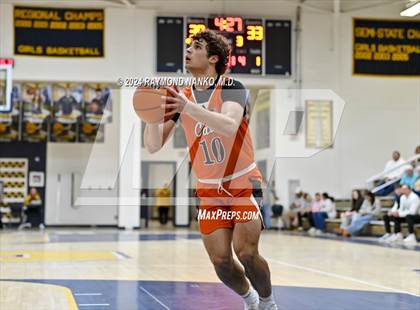 Thumbnail 3 in Shenandoah vs. Greater Latrobe (Raider Christmas Classic) photogallery.