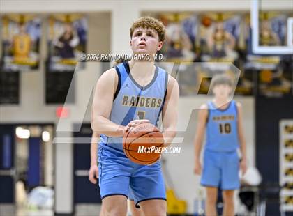Thumbnail 2 in Shenandoah vs. Greater Latrobe (Raider Christmas Classic) photogallery.