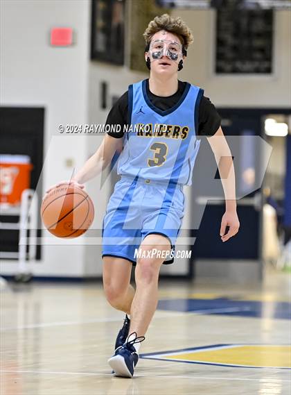 Thumbnail 3 in Shenandoah vs. Greater Latrobe (Raider Christmas Classic) photogallery.