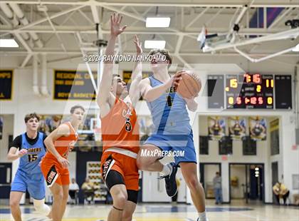 Thumbnail 3 in Shenandoah vs. Greater Latrobe (Raider Christmas Classic) photogallery.