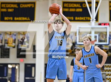 Thumbnail 1 in Shenandoah vs. Greater Latrobe (Raider Christmas Classic) photogallery.
