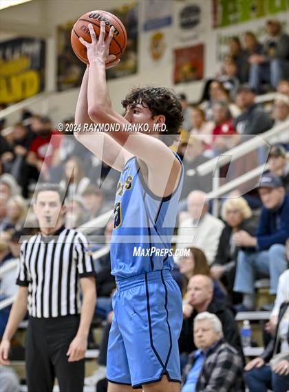 Thumbnail 1 in Shenandoah vs. Greater Latrobe (Raider Christmas Classic) photogallery.