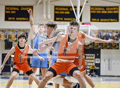 Thumbnail 1 in Shenandoah vs. Greater Latrobe (Raider Christmas Classic) photogallery.