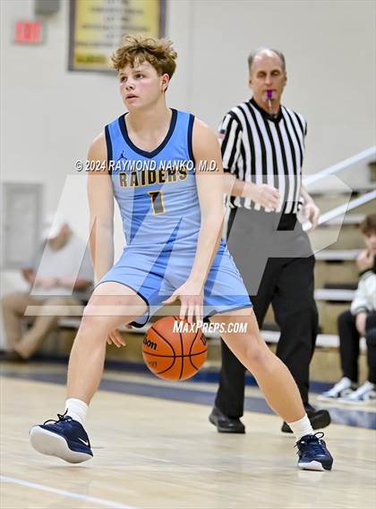 Thumbnail 2 in Shenandoah vs. Greater Latrobe (Raider Christmas Classic) photogallery.