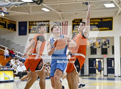 Thumbnail 3 in Shenandoah vs. Greater Latrobe (Raider Christmas Classic) photogallery.