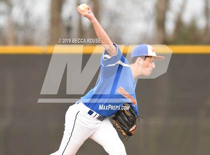 Thumbnail 1 in Marvin Ridge @ Ardrey Kell photogallery.