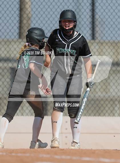Thumbnail 2 in Cherokee Trail vs. Fossil Ridge (CHSAA 5A Championship) photogallery.
