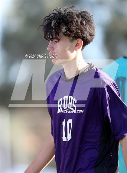 Thumbnail 1 in Rincon/University vs Catalina Foothills (Brandon Bean Soccer Tournament) photogallery.
