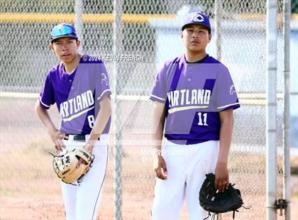 Thumbnail 2 in Kirtland Central vs. Cherry Creek (Coach Bob National Invitational) photogallery.
