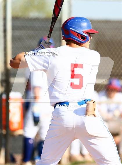 Thumbnail 3 in Kirtland Central vs. Cherry Creek (Coach Bob National Invitational) photogallery.