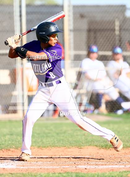 Thumbnail 2 in Kirtland Central vs. Cherry Creek (Coach Bob National Invitational) photogallery.