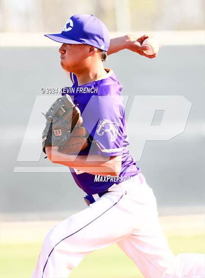 Thumbnail 2 in Kirtland Central vs. Cherry Creek (Coach Bob National Invitational) photogallery.