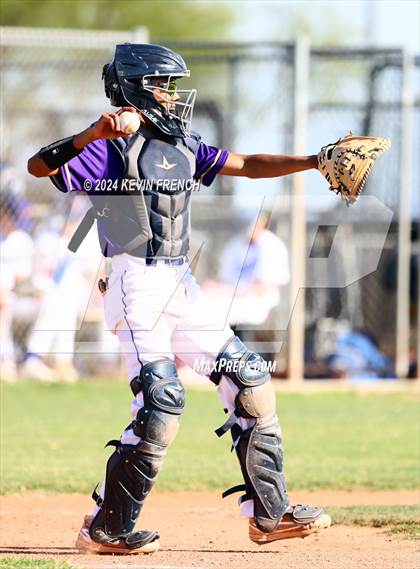 Thumbnail 1 in Kirtland Central vs. Cherry Creek (Coach Bob National Invitational) photogallery.