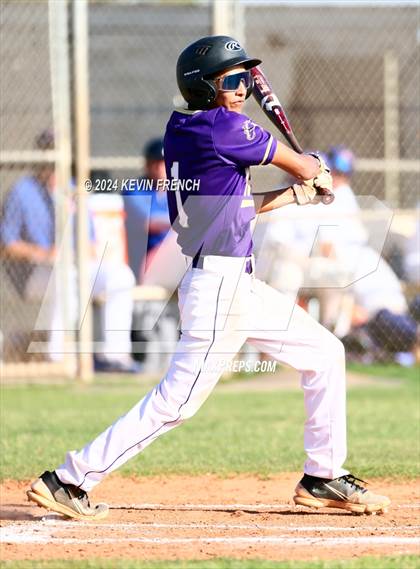 Thumbnail 3 in Kirtland Central vs. Cherry Creek (Coach Bob National Invitational) photogallery.