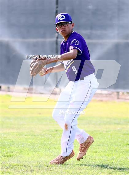 Thumbnail 2 in Kirtland Central vs. Cherry Creek (Coach Bob National Invitational) photogallery.