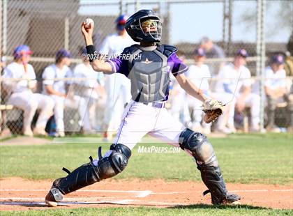Thumbnail 3 in Kirtland Central vs. Cherry Creek (Coach Bob National Invitational) photogallery.