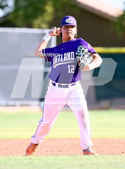 Thumbnail 1 in Kirtland Central vs. Cherry Creek (Coach Bob National Invitational) photogallery.