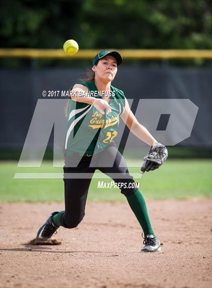 Thumbnail 2 in Escalon vs. Mariposa County (CIF SJS D5 Final) photogallery.