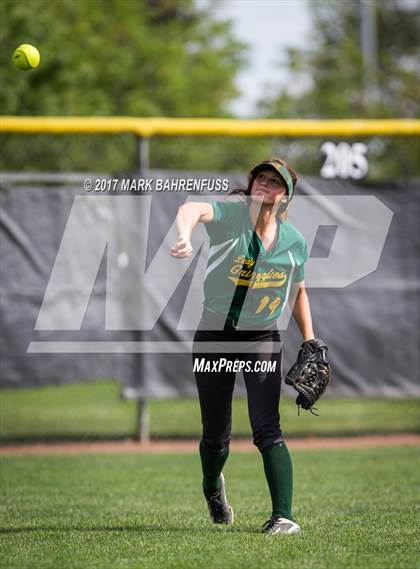Thumbnail 3 in Escalon vs. Mariposa County (CIF SJS D5 Final) photogallery.