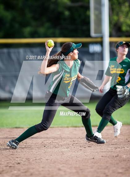 Thumbnail 2 in Escalon vs. Mariposa County (CIF SJS D5 Final) photogallery.