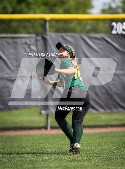 Thumbnail 1 in Escalon vs. Mariposa County (CIF SJS D5 Final) photogallery.