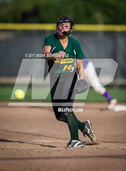 Thumbnail 1 in Escalon vs. Mariposa County (CIF SJS D5 Final) photogallery.