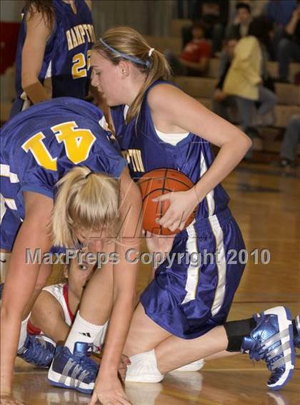 Thumbnail 2 in Hampton vs. St. Marys (PIAA Class AAA First Round) photogallery.