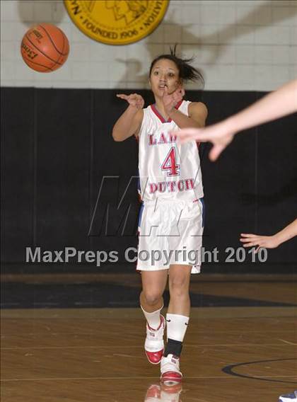 Thumbnail 3 in Hampton vs. St. Marys (PIAA Class AAA First Round) photogallery.