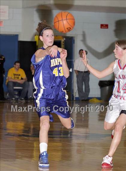 Thumbnail 3 in Hampton vs. St. Marys (PIAA Class AAA First Round) photogallery.