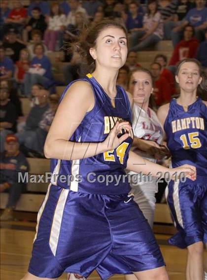 Thumbnail 2 in Hampton vs. St. Marys (PIAA Class AAA First Round) photogallery.