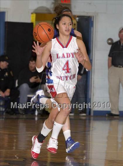Thumbnail 2 in Hampton vs. St. Marys (PIAA Class AAA First Round) photogallery.